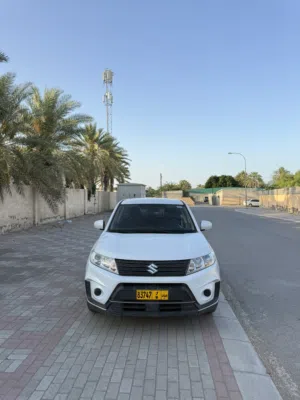 للبيع سوزوكي فيتارا 2023 خليجي وكالة عمان بحالة ممتازة مكينة 1.6 GCC Oman car engine