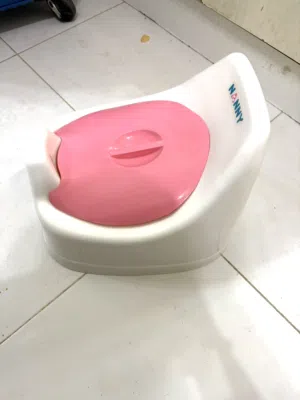 Potty seat new