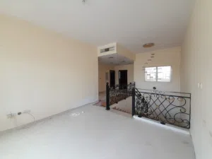 1400 m2 4 Bedrooms Villa for Rent in Abu Dhabi Khalifa City