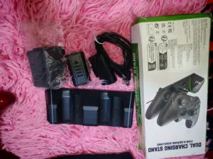 السلام عليكم شلونكم شباب عندي بطاريات الاكس بوكس اشتريتهن عبالي خاصه لـXbox one sبس طلعت لـx والسريس