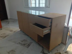 طاولة/استاندا..عرض تجاريه