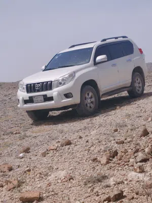 New Toyota Prado in Taiz