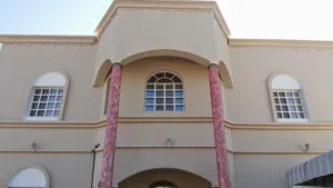 بيت للبيع عامر