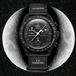Rare MoonSwatch Swatch X Omega Dark Snoopy Moonphase اوميجا سواتش سنوبي، متوفر قطعة واحدة