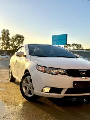 كيا فورتي. 2010