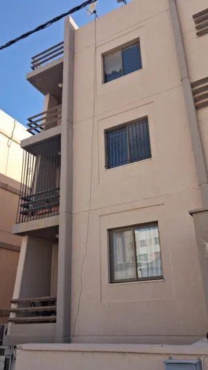 100 m2 3 Bedrooms Apartments for Sale in Zarqa Madinet El Sharq