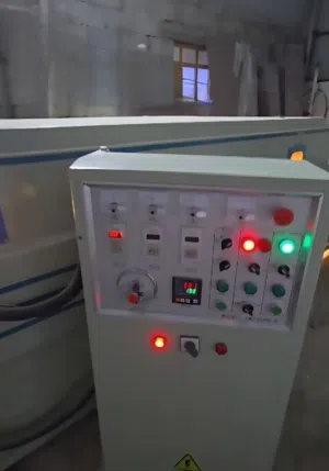 مكبس حراري pvc  للابواب wpc والخشب والالواح