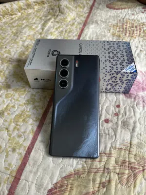تكنو كامون 40 برو 5 جي