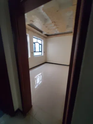 6 m2 4 Bedrooms Apartments for Rent in Sana'a Bayt Baws
