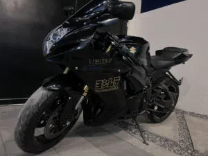 Suzuki GSXR750