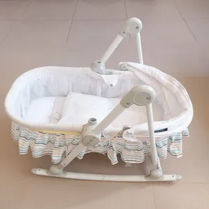 سرير صغير للاطفال الرضّع ووضعية هزاز