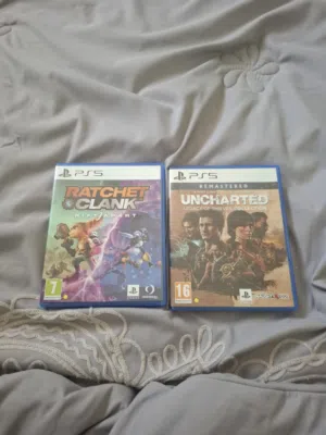أشرطة لعبة انشارتد 4 ريميك سوني 5 نضيف جدآ جدآ ممتاز كا الجديد وRATCHET CLANK RIFT APART ستخدام واحد