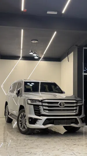 Used Toyota Land Cruiser in Al Batinah