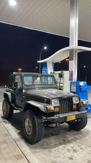 Used Jeep Wrangler in Al Dakhiliya
