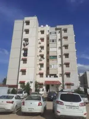 شقة الحجم المتوسط
