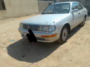 كراون بطه للبيع سيارة نضيفه كهربائيات وكير ومكينه فولل على الفحص  كفاله من الدعمه والاصوليات