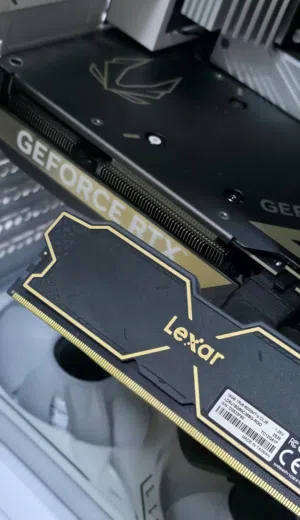 للبيع رام Lexar THOR RGB DDR5 16GB 6000MT/s