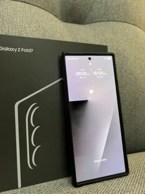 Samsung Z fold 7 like new 512
