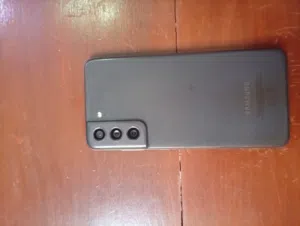Samsung Galaxy S21 FE 5G 256 GB in Khartoum
