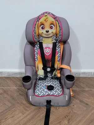 مقاعد سيارة للطفال