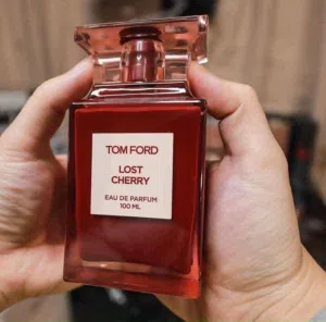 عطر يغير العالم حولكTom Ford Lost Cherry