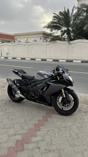سوزوكي Gsxr750 2015