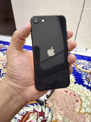 iPhone sE2 128GB battery 93% not open