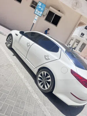 كيا اوبتيما 2015