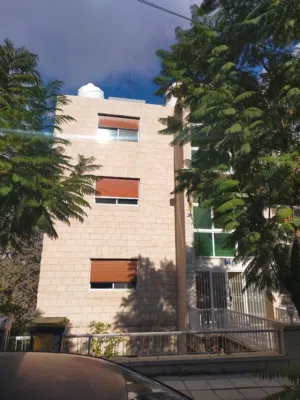 135 m2 2 Bedrooms Apartments for Sale in Amman Jabal Amman