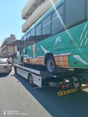 سطحه لنقل السيارات