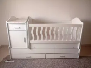 سرير بيبي للبيع