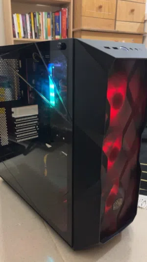 PC GAMING نضيف جدا المواصفات تحت بالوصف مع اغراضو