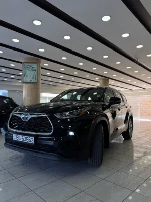 Used Toyota Highlander in Amman