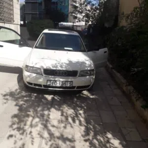 لقطة لعشاق الألماني الكلاسيكي  Audi A4 1996 ممشى92 ألف فقط, مالك ثاني