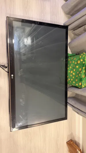 lg tv for sale negotiable