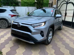 عرطة رافور 2021 هايبرد فل كامل شاملة الموصفات ، مضمون من اي عيب فقط صدمة امريكا حقي استخدام شخصي