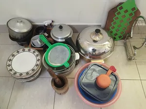 Kitchen Pots - Dishes . Used2
