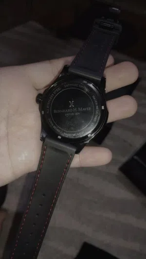 ساعة بيرنهارذ اج ماير