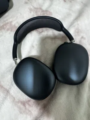 Aplple AirPod max type c with box warranty