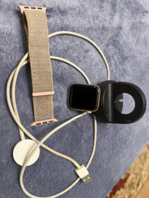 Apple watch 4 rose gold