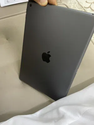 نظيف جدا iPad 8