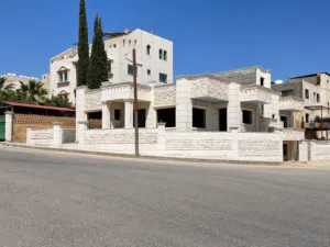 585 m2 More than 6 bedrooms Townhouse for Sale in Amman Al Yadudah