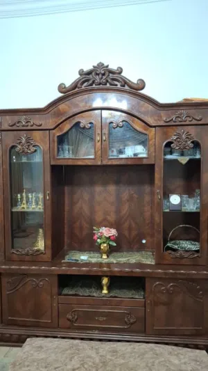 مكتبه وكميدونو لل بييع