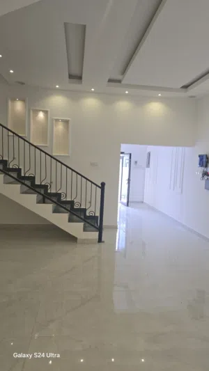 Villa for rent Al Waqaba behind Oasis Mall