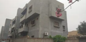 1000 m2 More than 6 bedrooms Townhouse for Sale in Tripoli Alfornaj