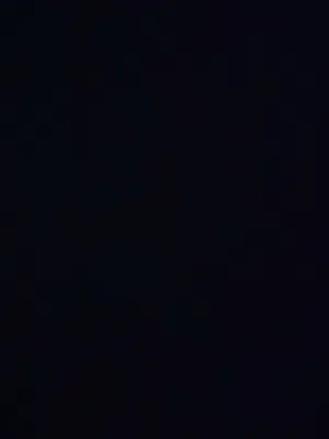 للبيع كمبريسر مازدا 2003