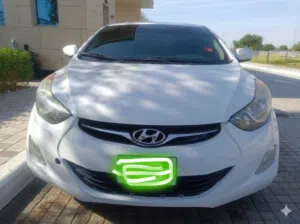 Hyundai Elantra 2013