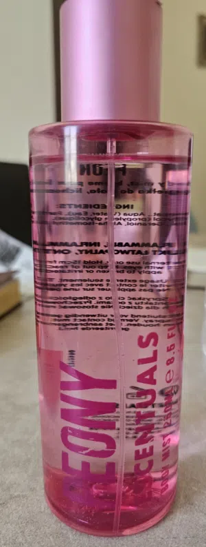 Peony Escentuals Body Mist