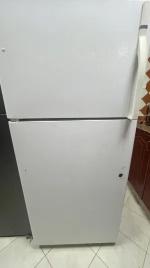 ثلاجه بحاله الوكاله فقط التبريد خفيف السعر (450)