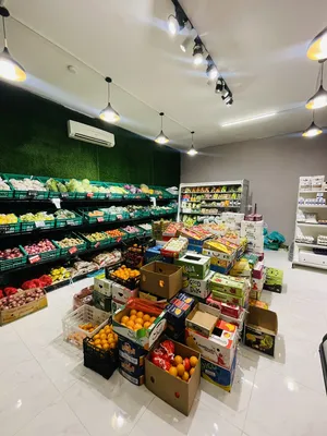Vegetable and fruits shop for sale